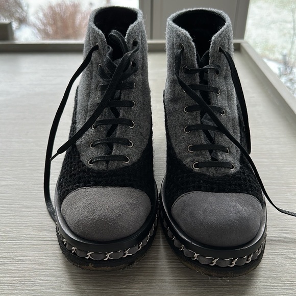 Chanel Gray Tweed Booties - Picture 2 of 8